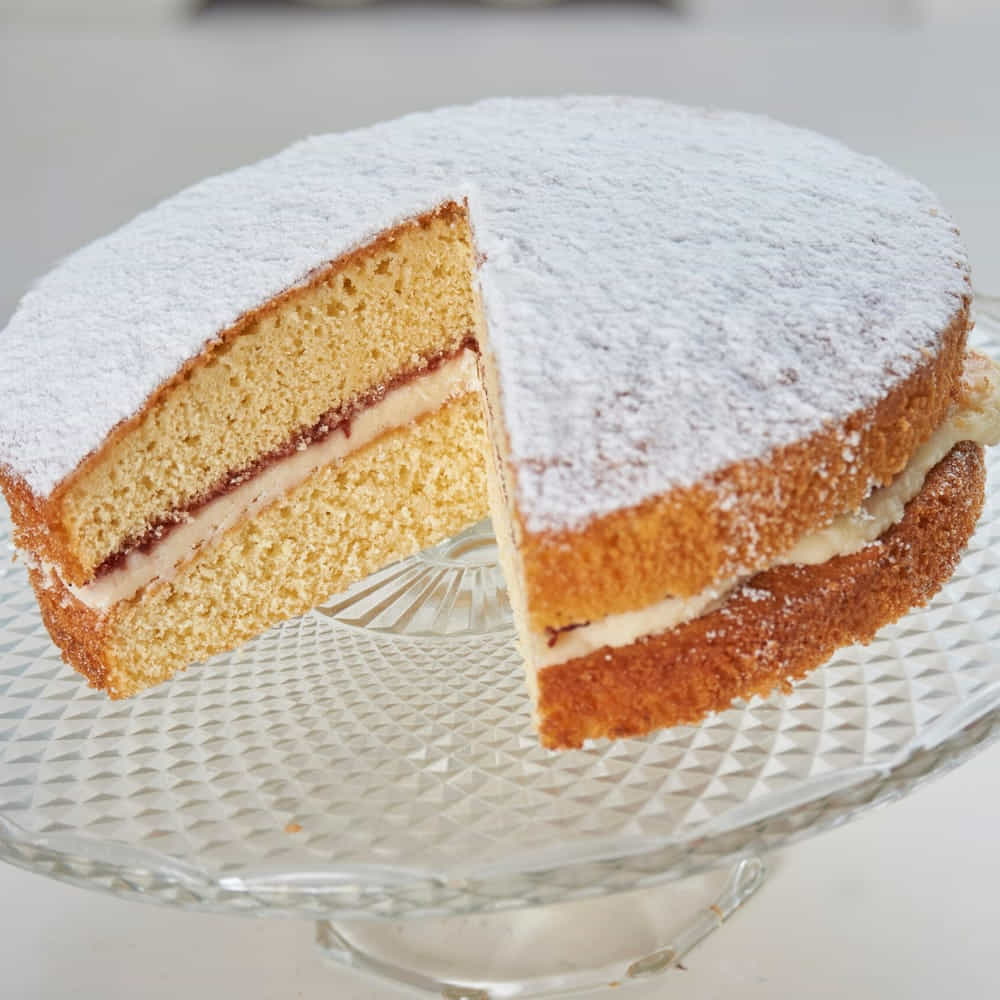 Cakes and traybakes at Willows